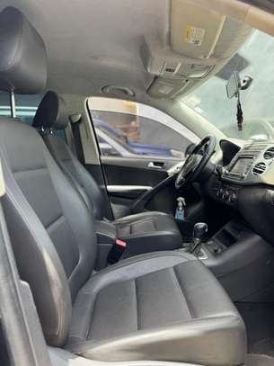 Volkswagen Tiquan image 5