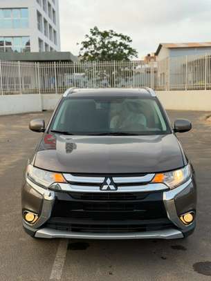 Mitsubishi outlander image 8