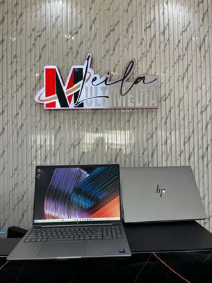 ZBOOK 16 8G1I ULTRA 5 image 3