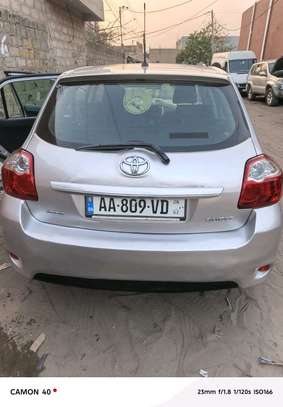 Toyota Auris année 2011 image 4