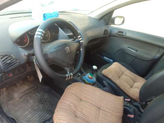 Peugeot 206+ image 3