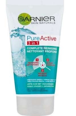 Garnier Pure Active Nettoyant Complet 3 en 1 150 ml image 2