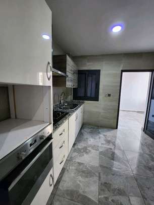 Appartement f3 de 2 chambres et salon à Mermoz image 8