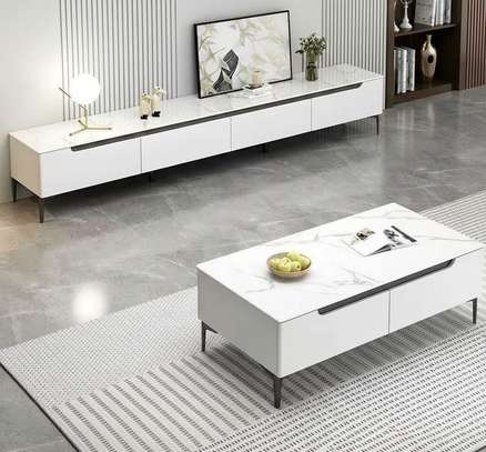 Table basse moderne blanche effet marbre avec tiroirs image 2