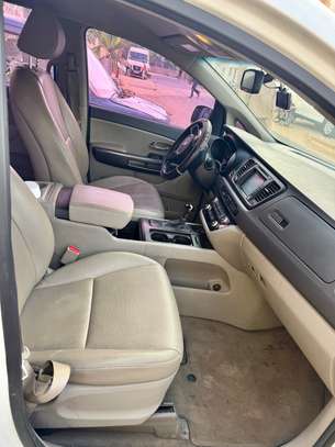 KIA CARNIVAL 2016, 9 places image 9