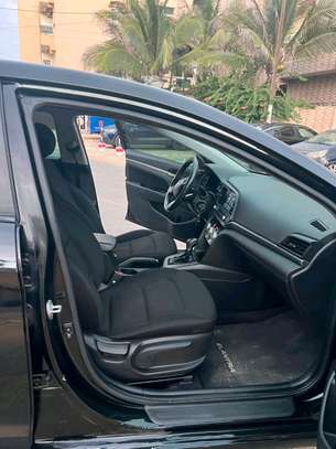 HYUNDAI ELANTRA 2020 image 7