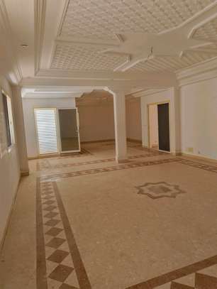 Villa fenêtre Mermoz image 7