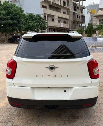 SsangYong Tivoli Air 2016 image 12