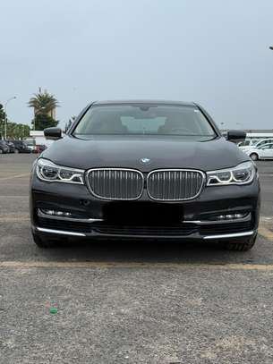 Bmw 740 Li image 2