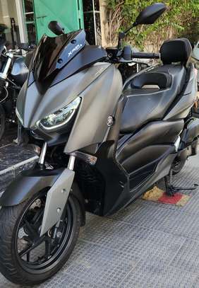 A vendre Yamaha Xmax 125cm3 image 3