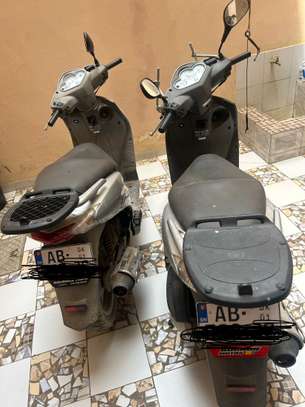 Vente moto honda dylan 125 image 3