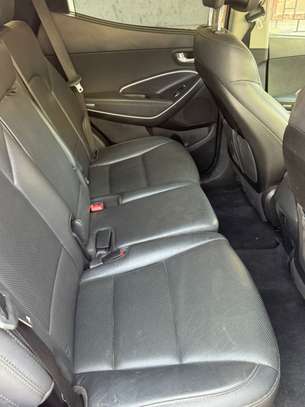 Hyundai Santafe 2017 image 3