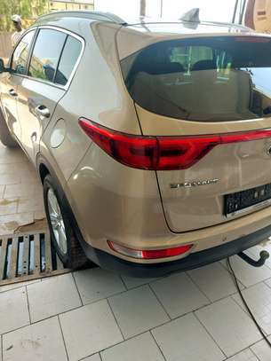 Kia sportage diesel 1.7 image 14