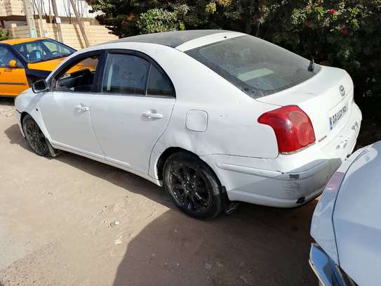 Toyota Avensis liftback 2008 image 10