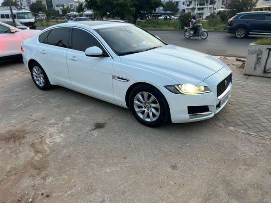 Jaguar XF 2017 full options image 6