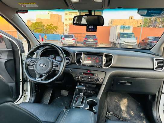 Kia Sportage 2018 image 2