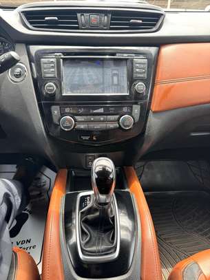 Nissan rogue image 6