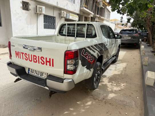 Mitsubishi l200 2024 image 3
