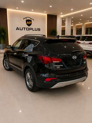 Hyundai Santafe 2018 Limited image 6