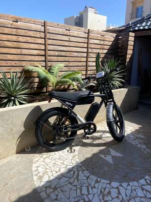 Vélo électrique premium – Type scooter – Neuf image 10