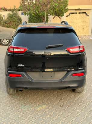 Jeep Cherokee 2017 full black image 6