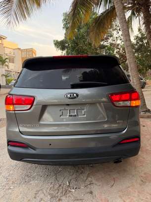 KIA SORENTO image 12