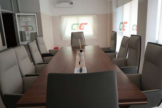 Salle de réunion à louer à la Cite Keur Gorgui image 2
