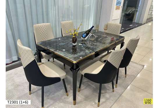 TABLE À MANGER image 2