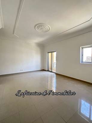 Appartement F4 à louer – Ouest Foire image 8