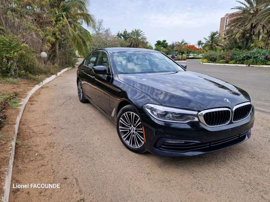 BMW 540i Xdrive image 1