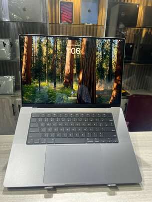 MacBook Pro 16 pouces 2023 M2 Pro image 2