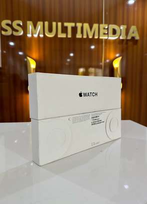 Apple Watch SE gen 2 40mm image 1