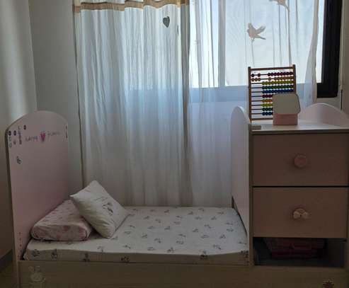 Chambre d’enfant Çilek (marque turque) – État excellent image 1