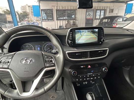 Hyundai Tucson diesel 2019 full options image 9