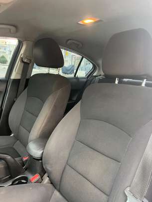 Chevrolet Cruz image 12