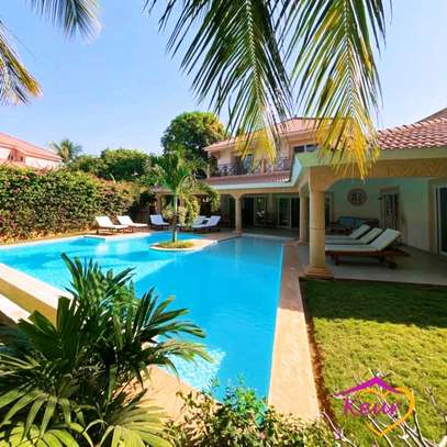 Villa harmonie et exotisme à vendre à Ngaparou image 2
