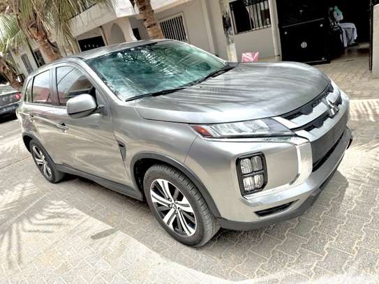 Mitsubishi Outlander 2020 image 2