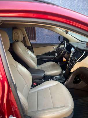 HYUNDAI SANTA FE 2017 image 6