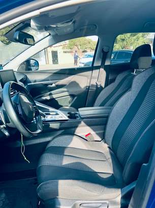 Peugeot 3008 2018 image 9