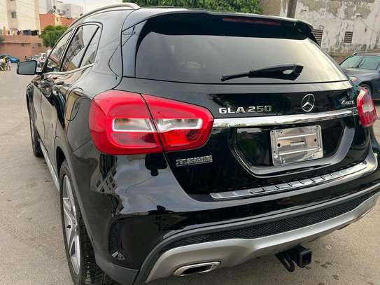 MERCEDES-BENZ GLA 250 2017 image 8