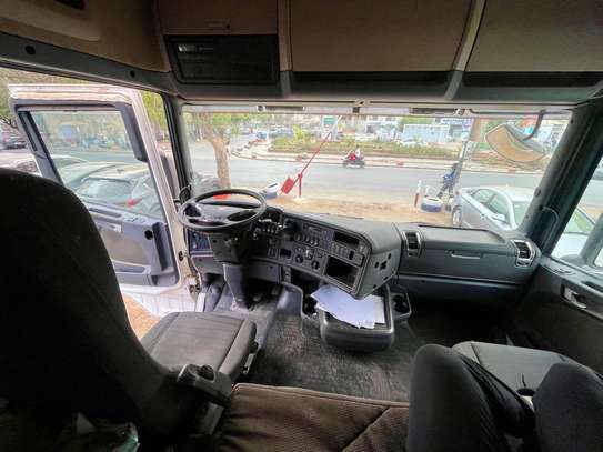 SCANIA Camion 10 roues   2011 image 7