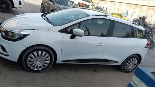 Clio4 Diesel image 5
