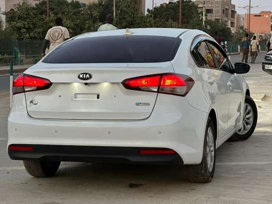Kia k3 image 9
