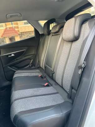 Peugeot 3008 image 10