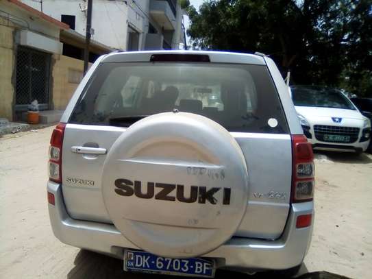 Suzuki Grand Vitara image 2