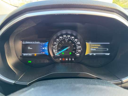 Ford Edge Titanium image 14
