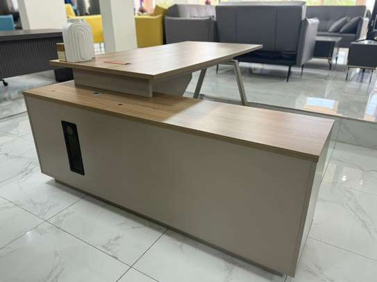 Bureau CASAMANCE image 2