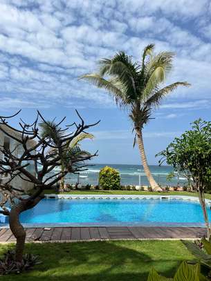 VILLA DE PRESTIGE PIEDS DANS L'EAU-– 900 m² 🌴 image 6