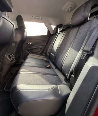 Peugeot 3008 2017 image 9