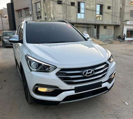 Hyundai Santafe 2017 image 1